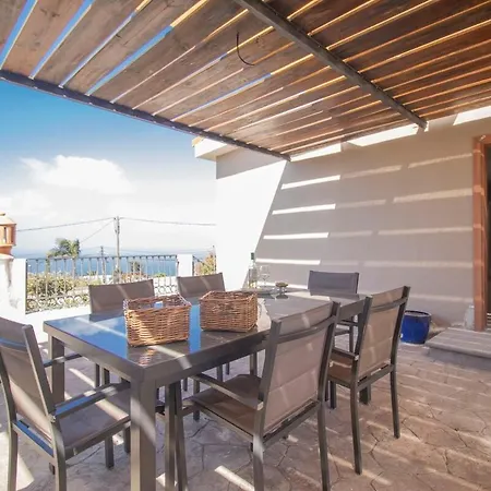 Сasa de vacaciones De Lujo Con Jardin Privado Y Vistas Al Mar *